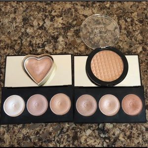 Makeup Revolution Highlighter Bundle